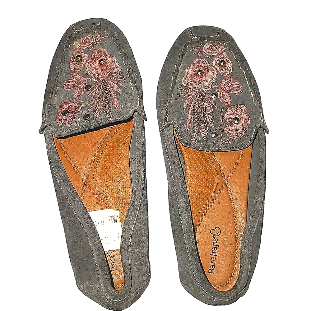 baretraps otella embroidered suede loafer